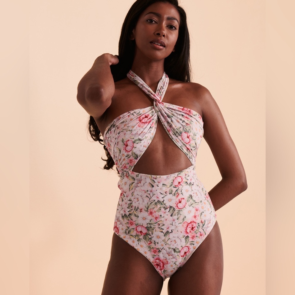 NWT Maaji onepiece convertible swimsuit
